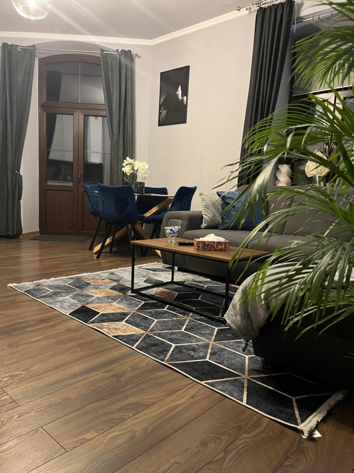 Apartamenty Luczkowskiego Z Widokiem Na Studnie 4 Chełm Dış mekan fotoğraf